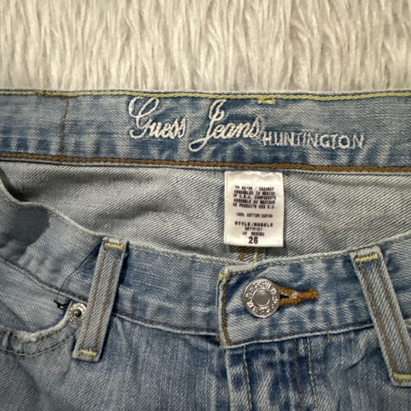 Guess Y2K women’s distressed light wash denim jeans size 26 - Picture 3 of 10